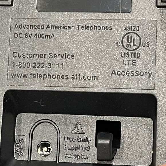 ATT CL82414 3 Handset Cordless Answering System extra handset - Picture 7 of 16